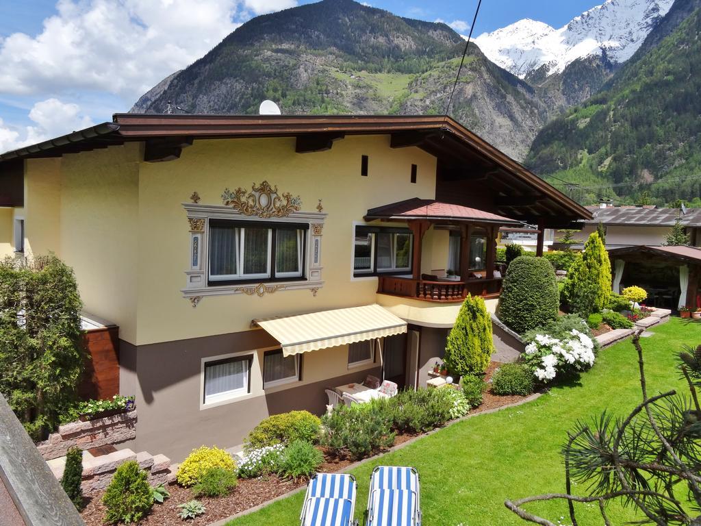 Haus Romantik Umhausen Bagian luar foto