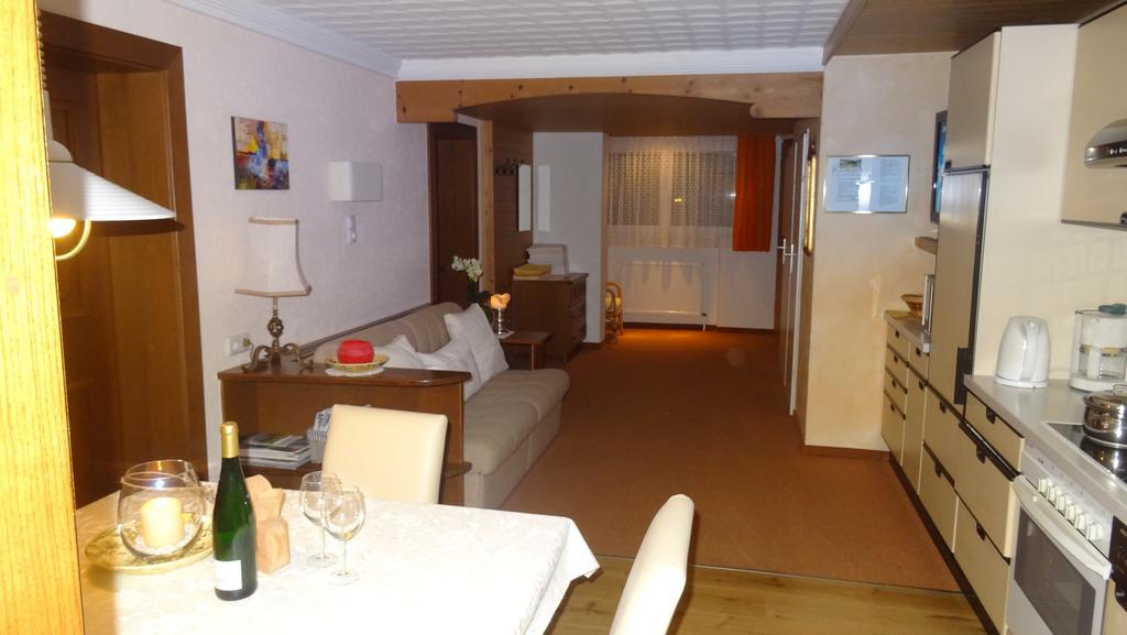 Haus Romantik Umhausen Bagian luar foto